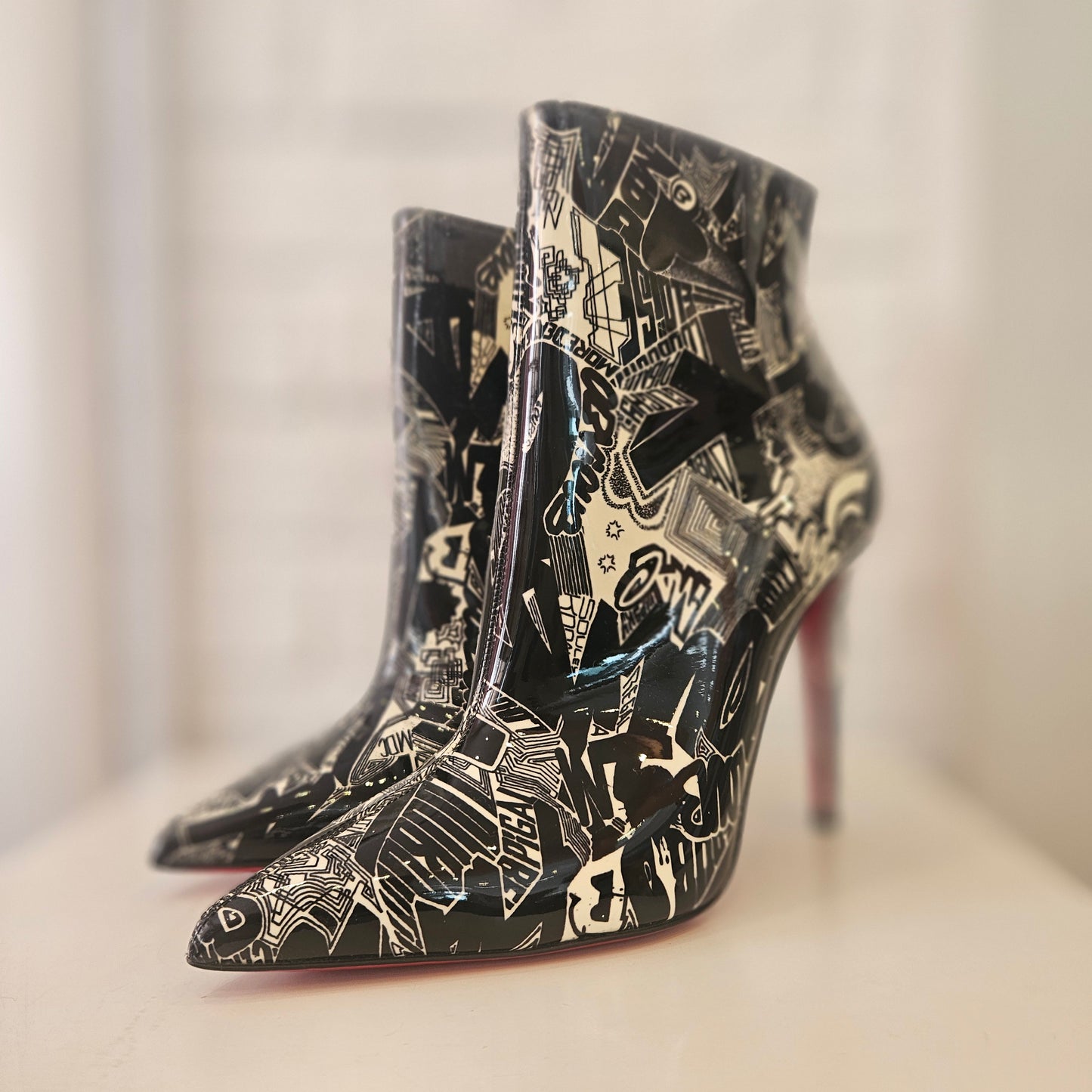 Nikograf So Kate Louboutin n 39