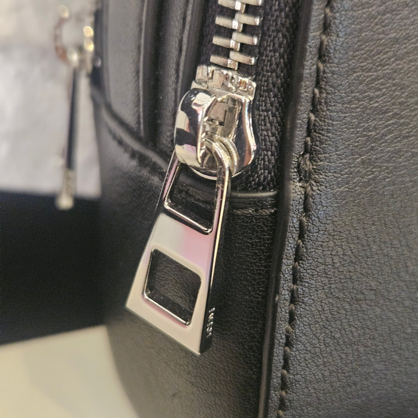 Mini Camera Loewe