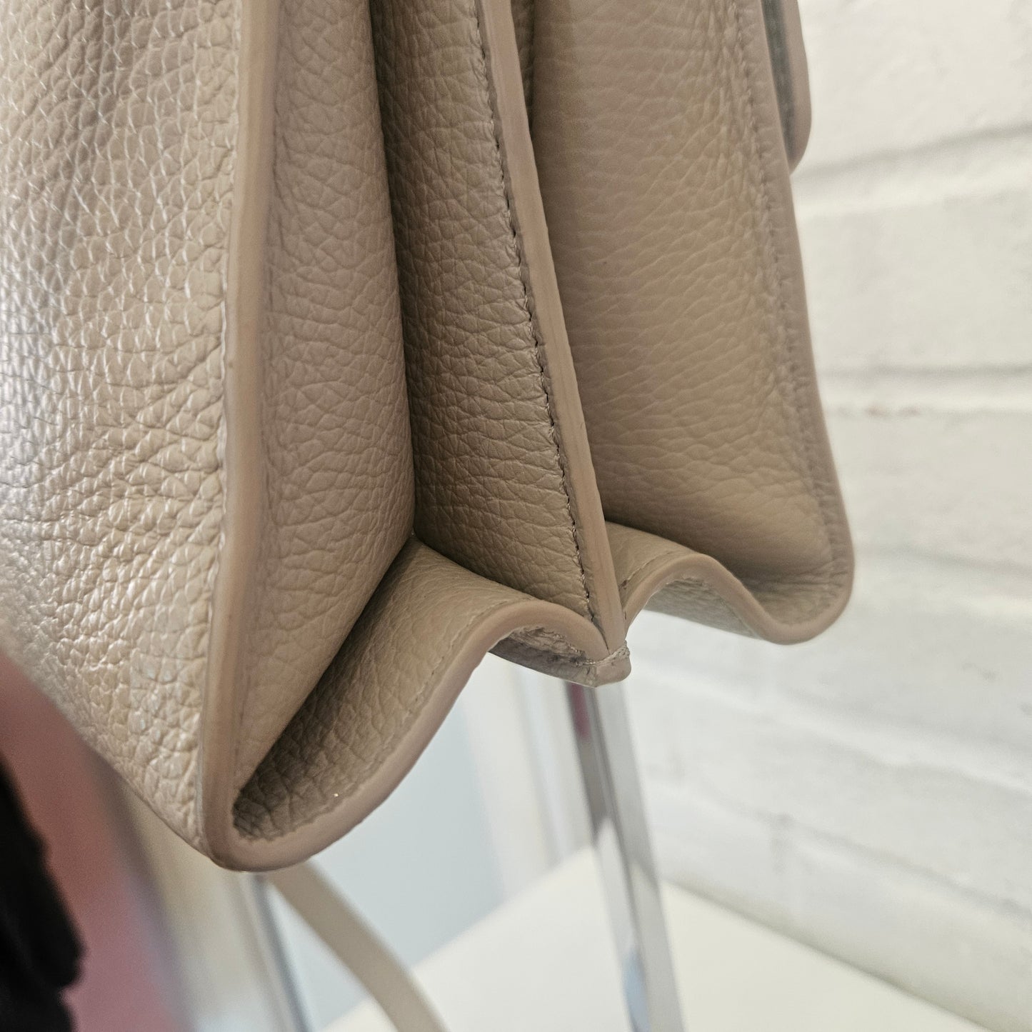 Borsa Coccinelle beige con tracolla