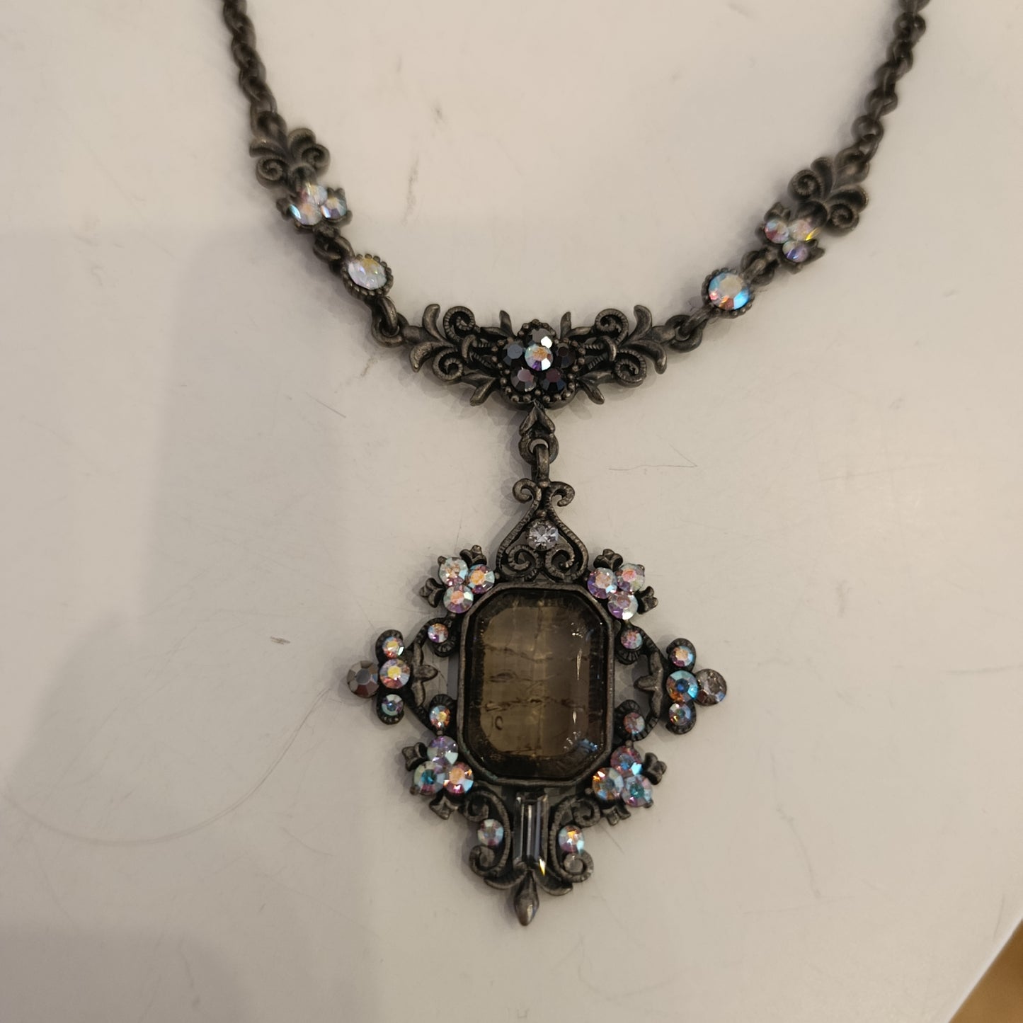 Parure collana e orecchini in argento con Swarovski