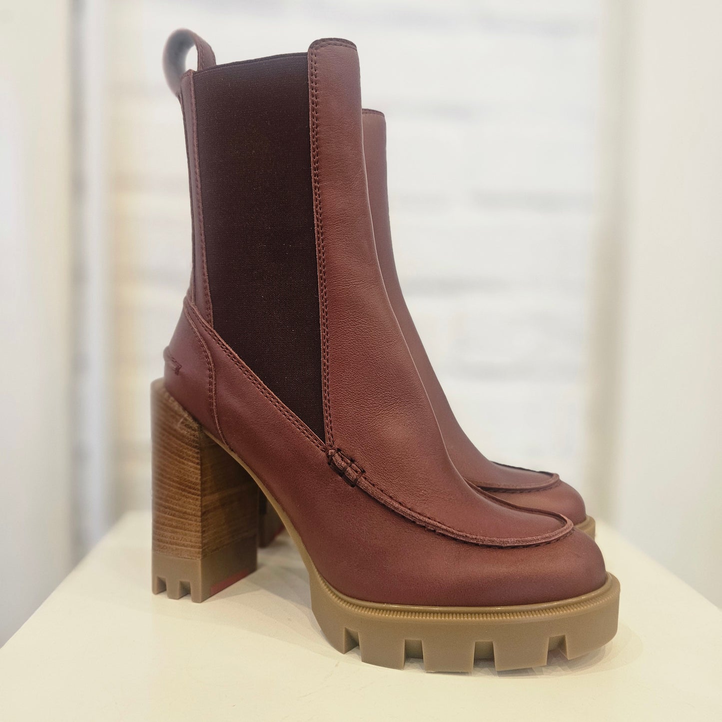 Stivaletti Louboutin n 37
