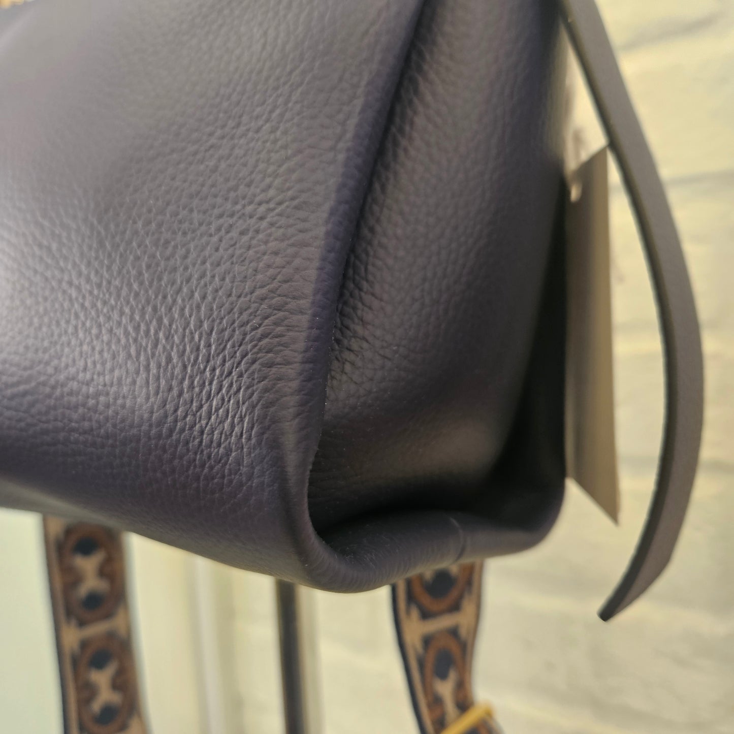 Borsa Coccinelle blu con tracolla