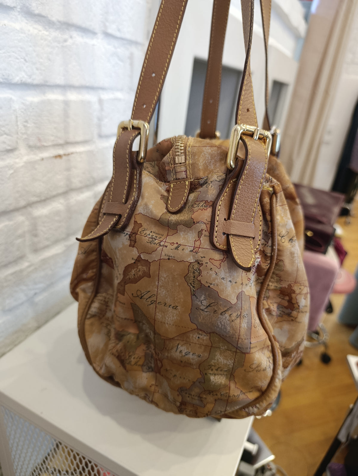 Borsa Alviero martini