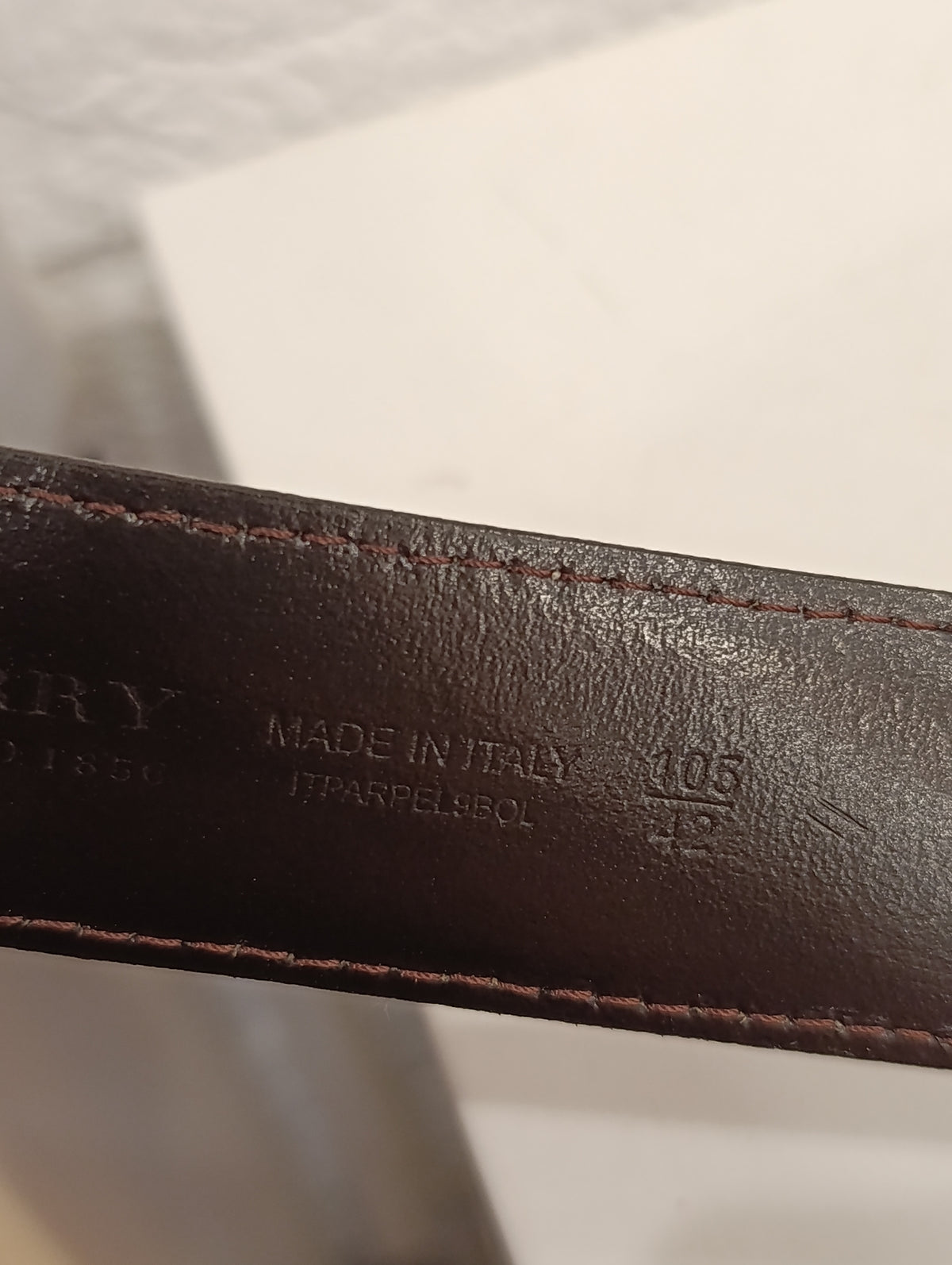 Cintura Burberry misura 105