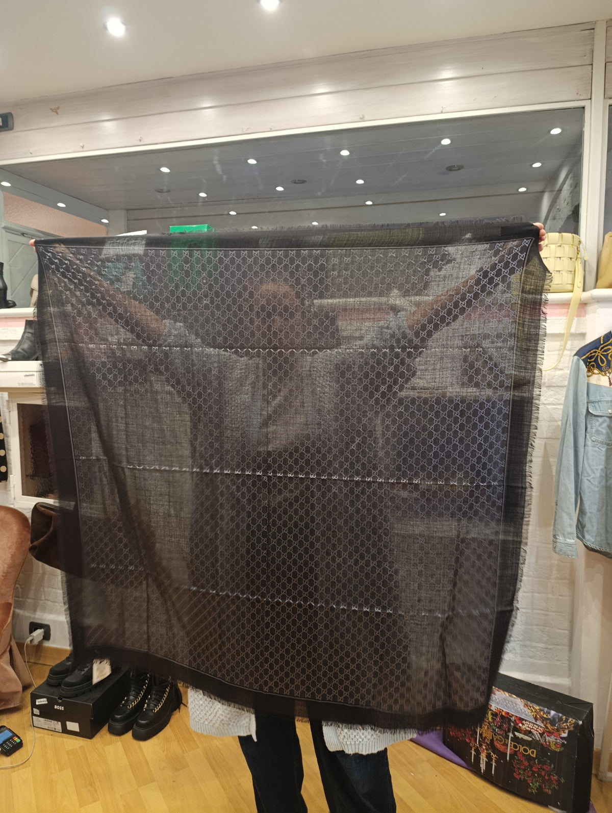 Sciarpa Gucci monogram nera e argento