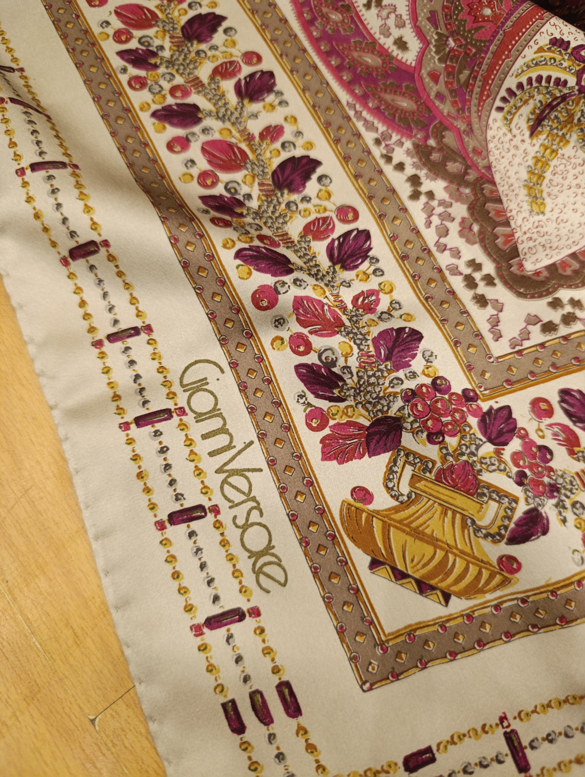 Sciarpa in seta Gianni Versace
