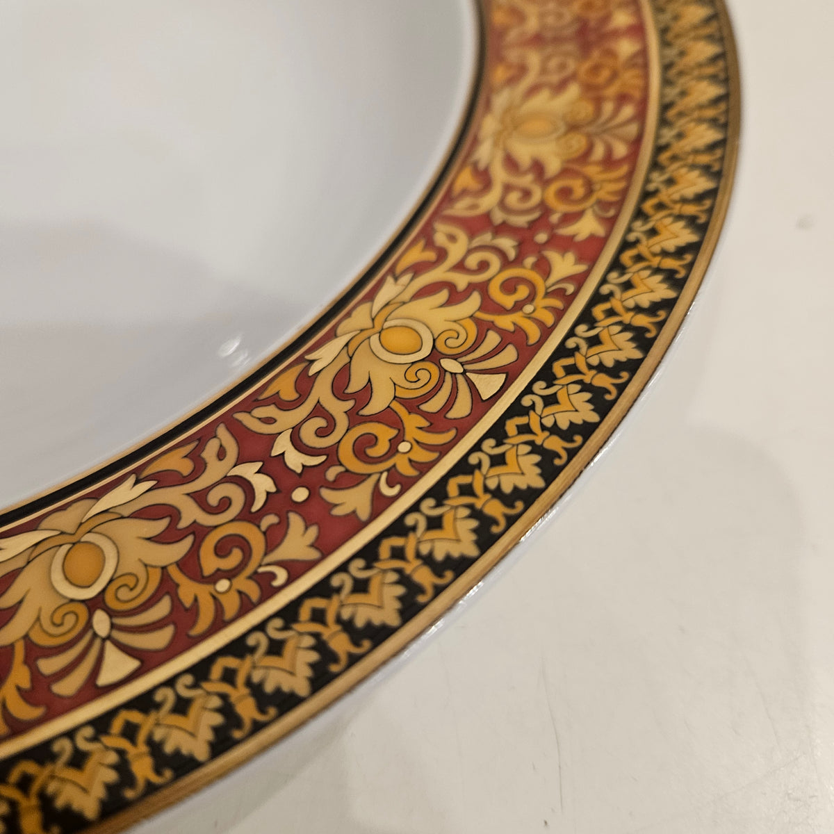 Servizio Piatti 6 Persone (26 Pz) Rosenthal Versace - Collezione "Medusa Red" (Copia)