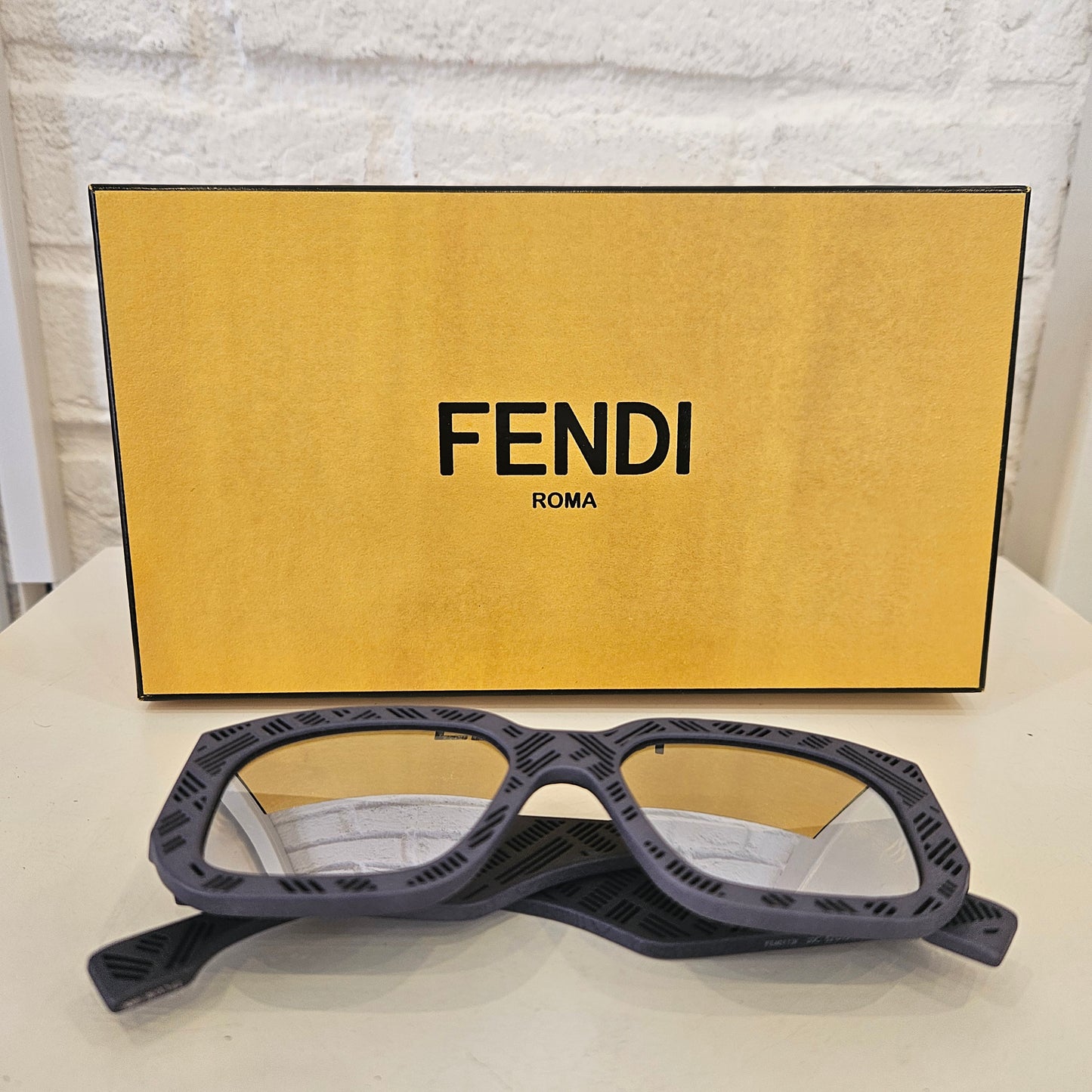 Fendi Shadow sunglasses