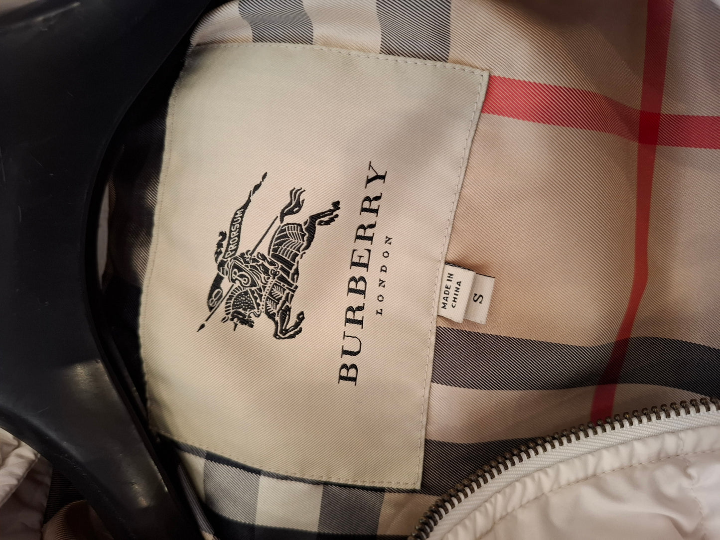 Piumino Burberry bianco tg S cappuccio inserto volpe