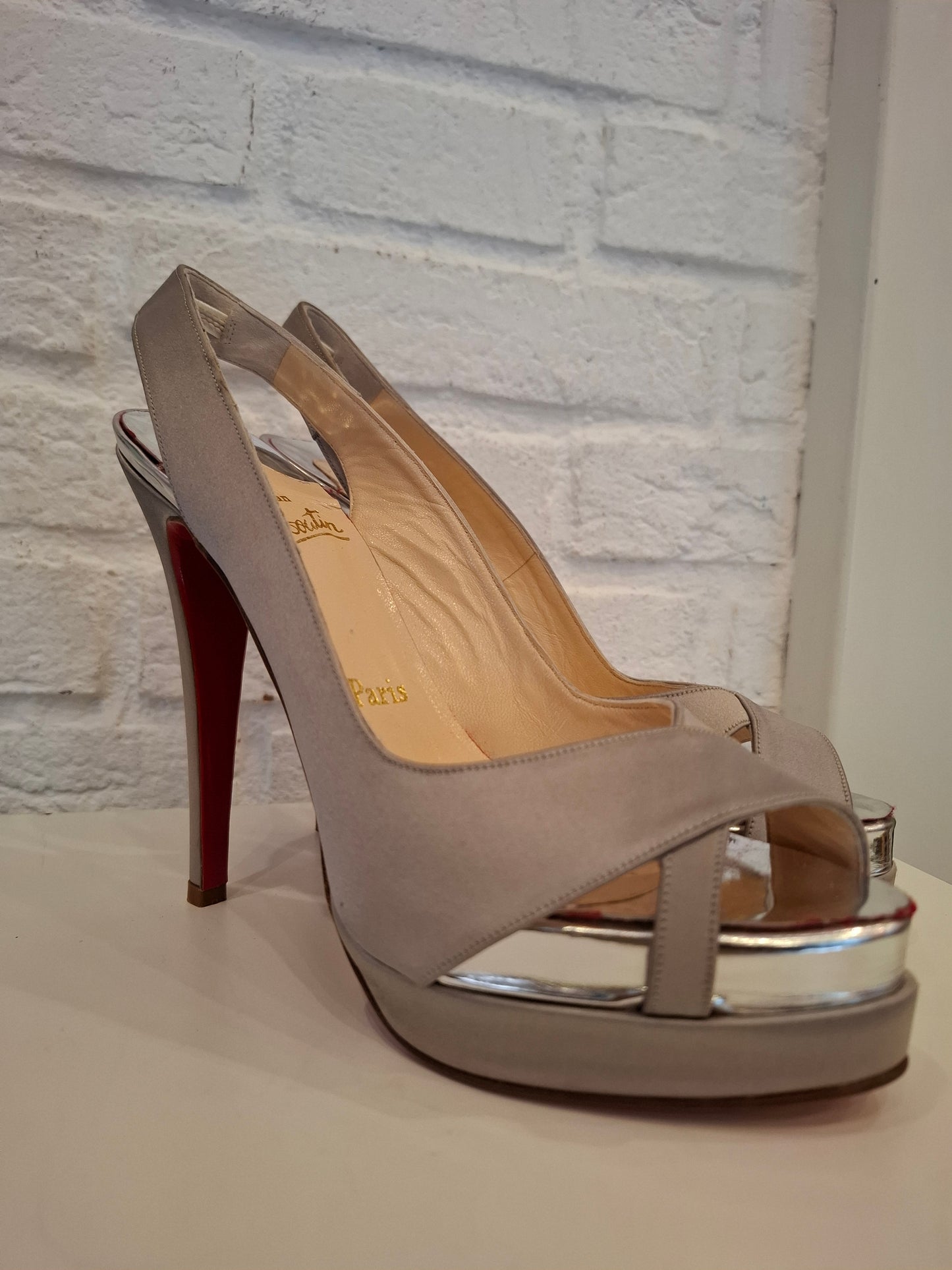 Scarpe Louboutin n*38 argento