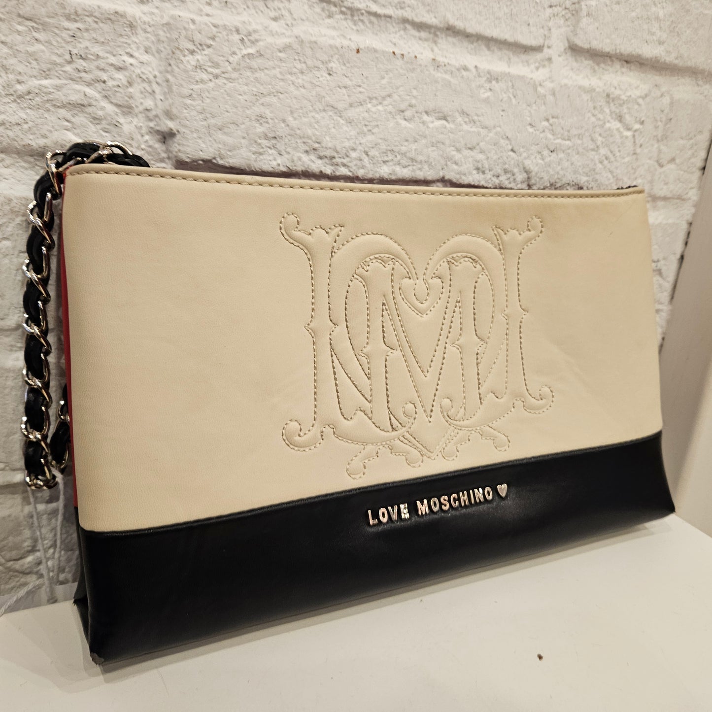 Pochette Love Moschino