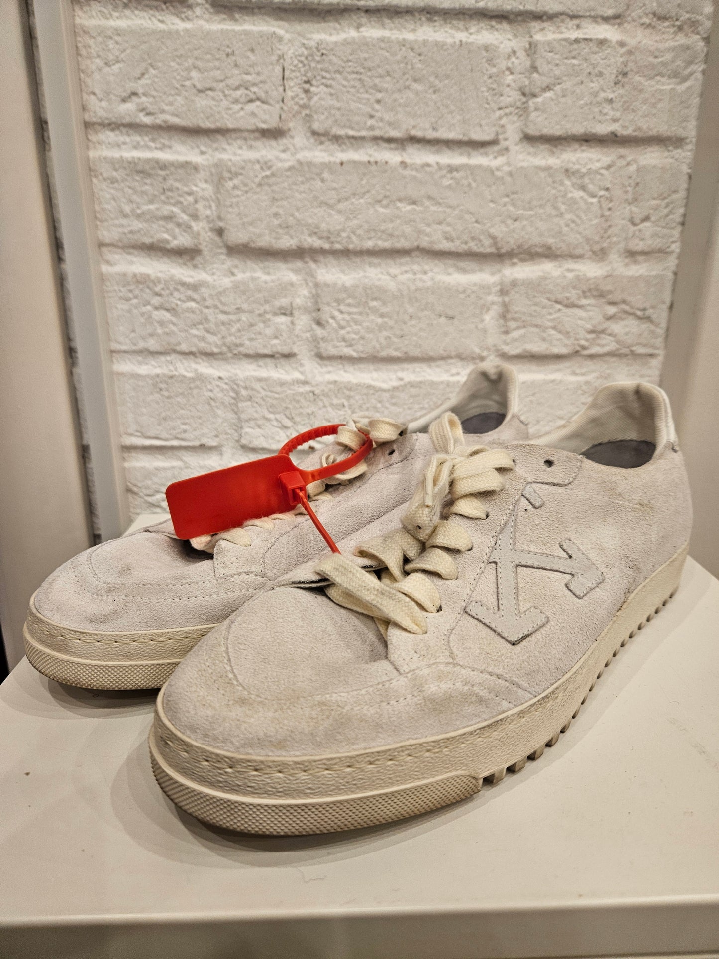 Sneakers Off-White n 42