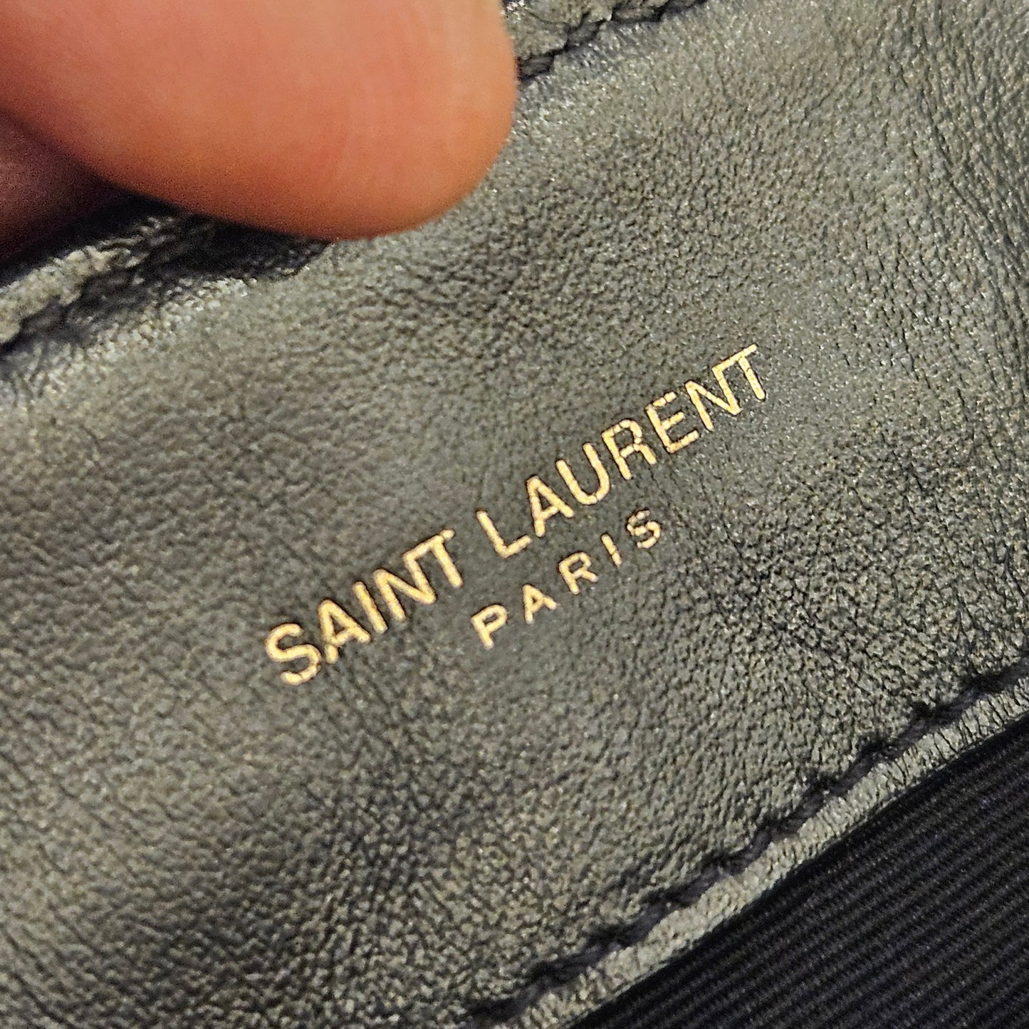 Lou Lou Saint Laurent (mis 22)