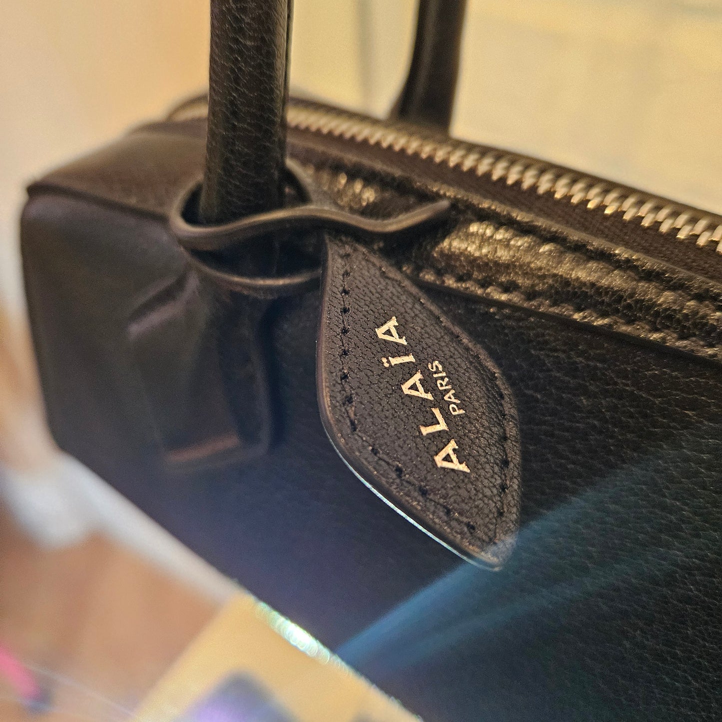 Borsa Alaïa