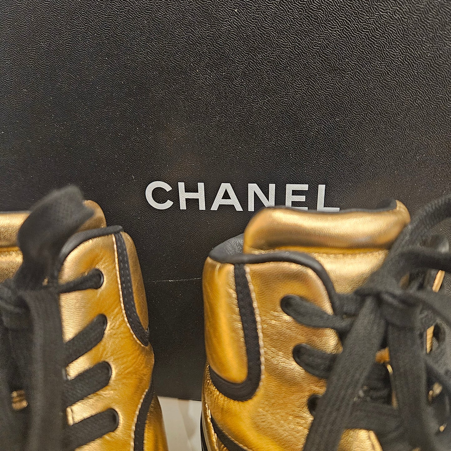 Sneakers Chanel oro n 38