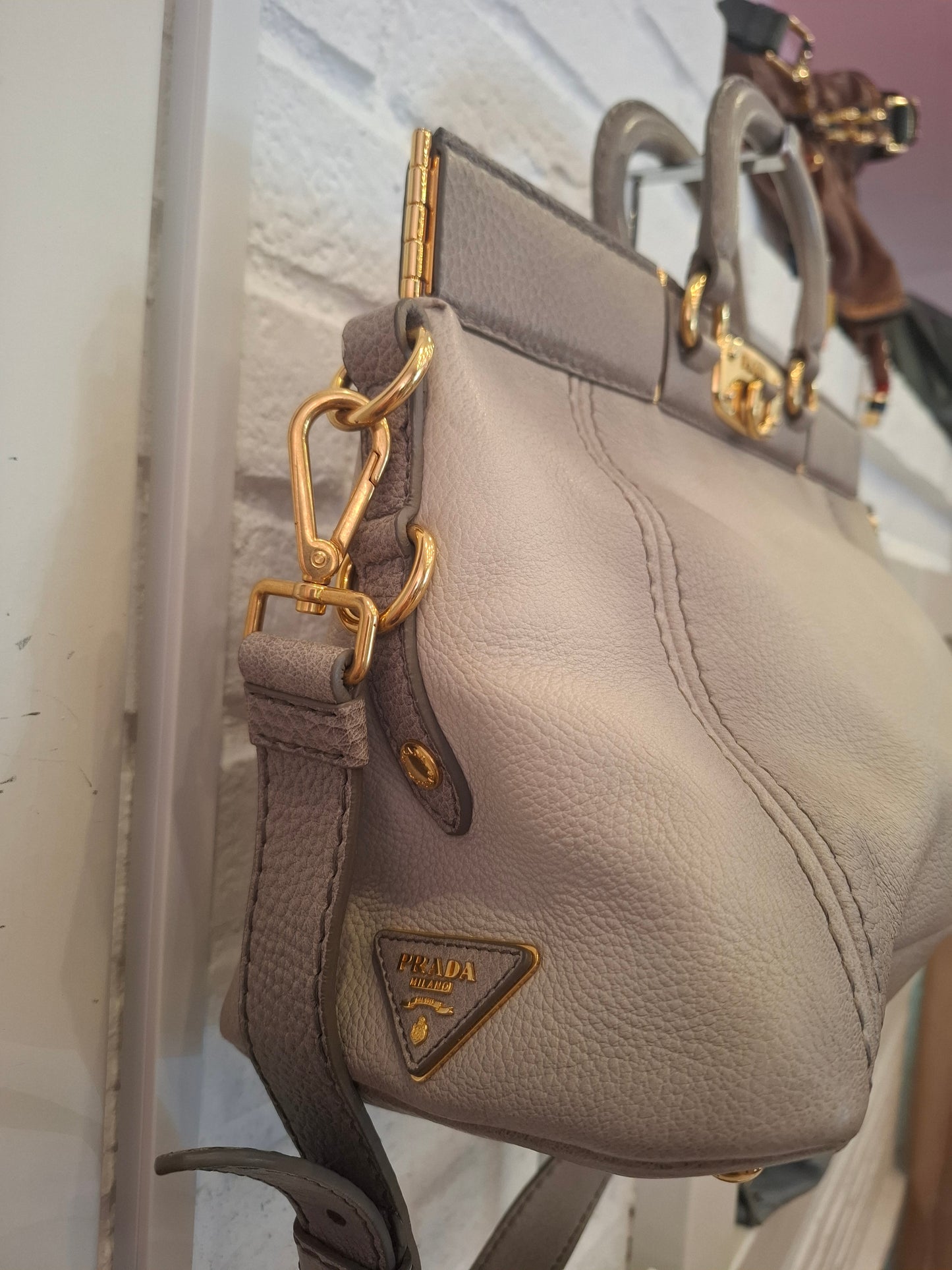 Borsa Prada pelle ed limitata
