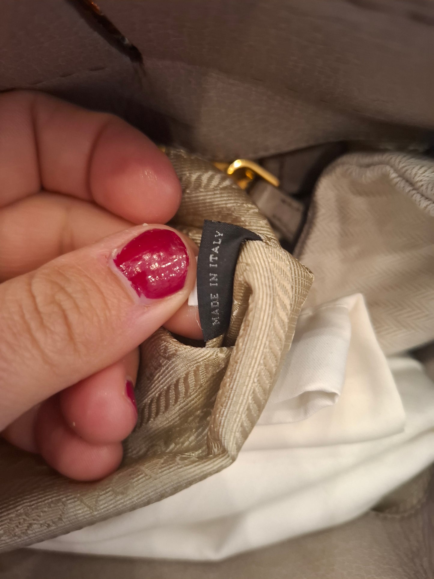 Borsa Prada pelle ed limitata