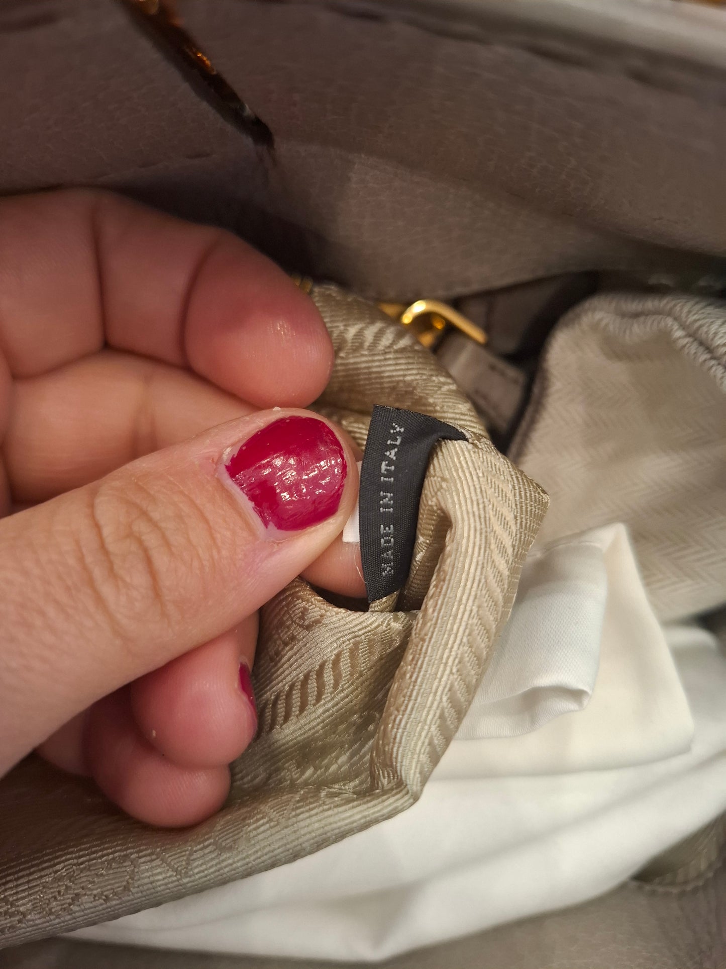 Borsa Prada pelle ed limitata