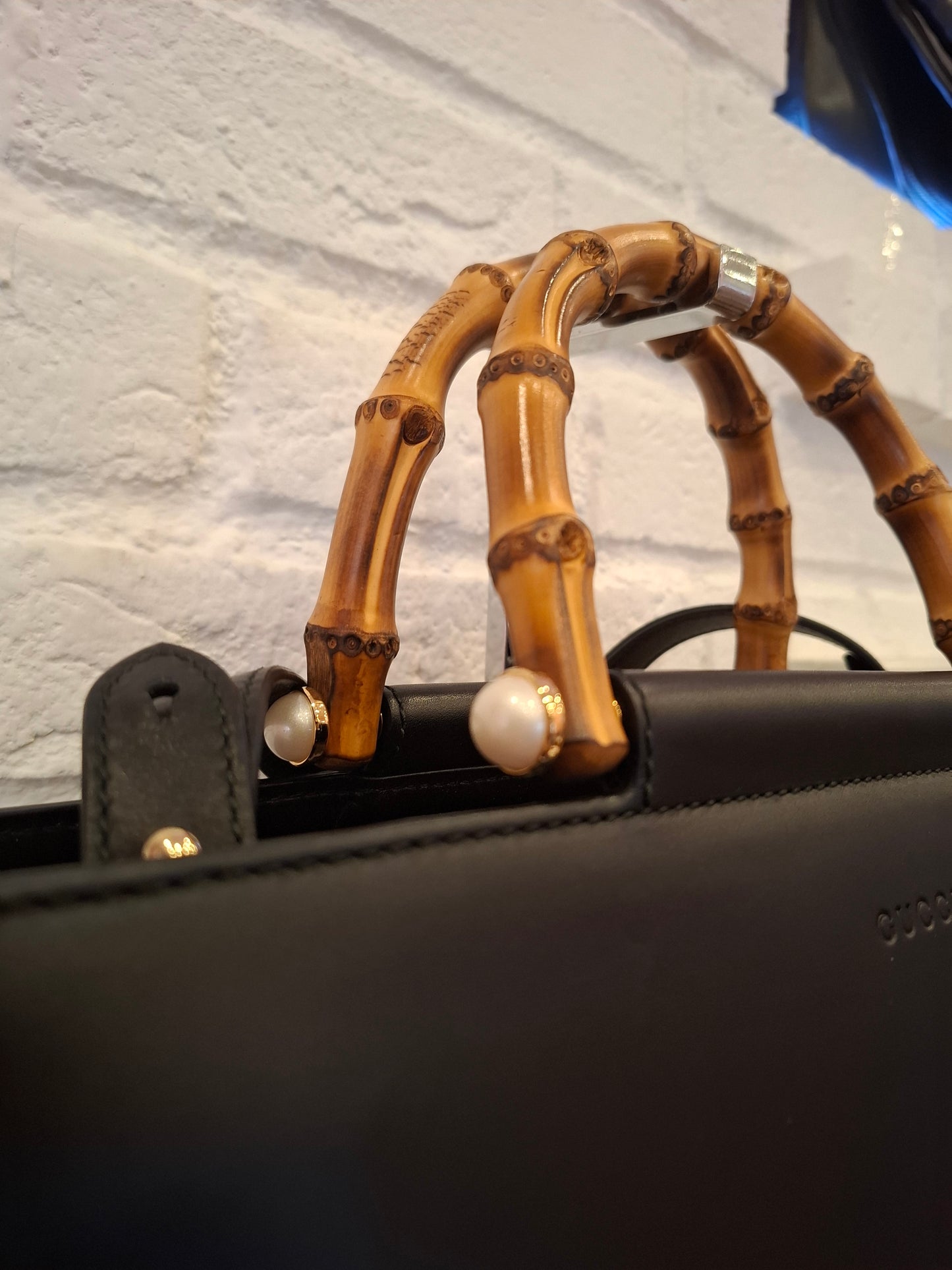 Borsa Gucci pelle nera manici bamboo