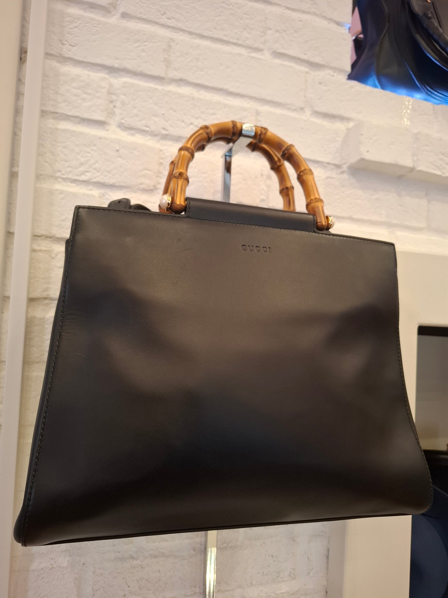 Borsa Gucci pelle nera manici bamboo