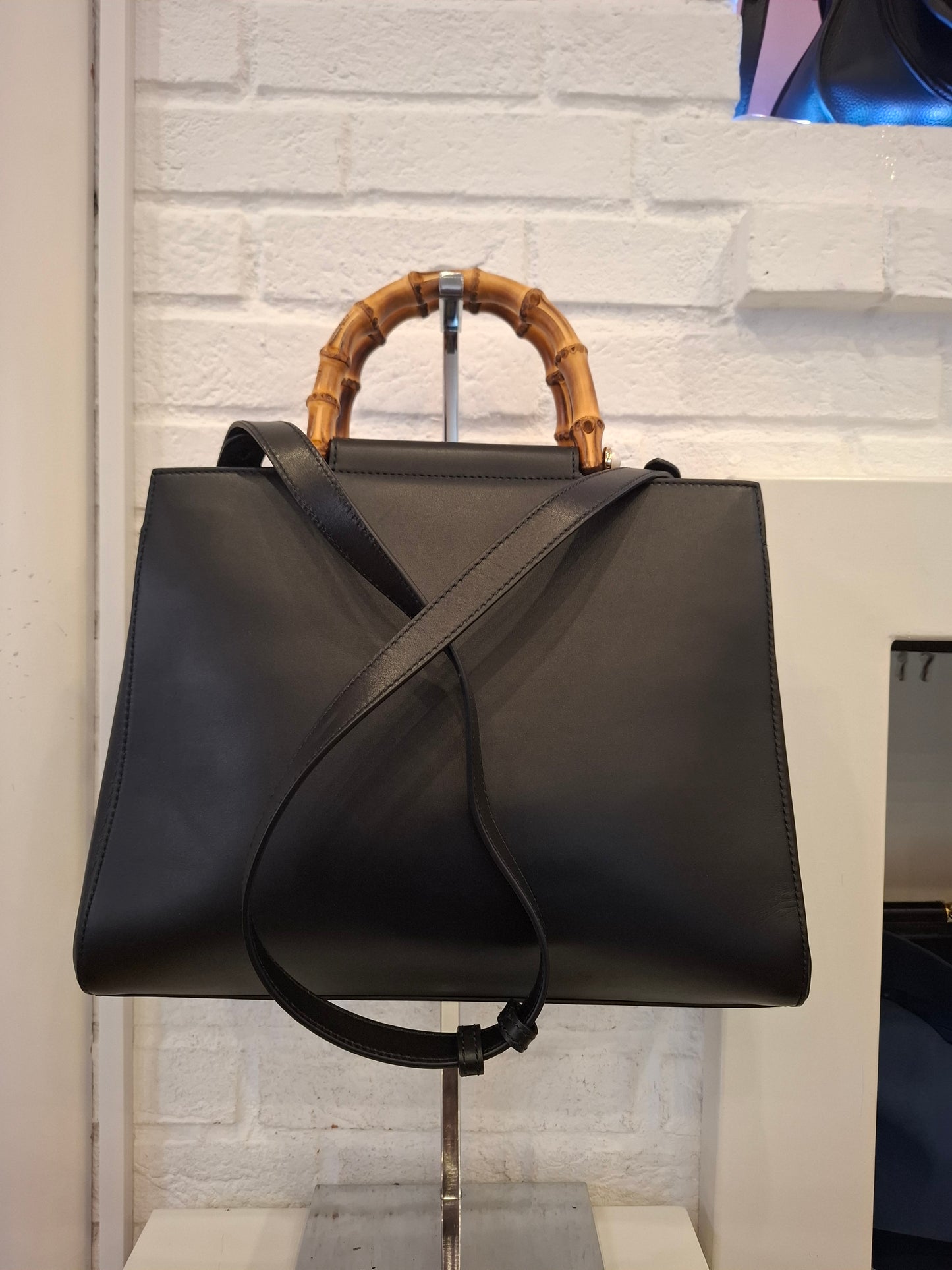 Borsa Gucci pelle nera manici bamboo