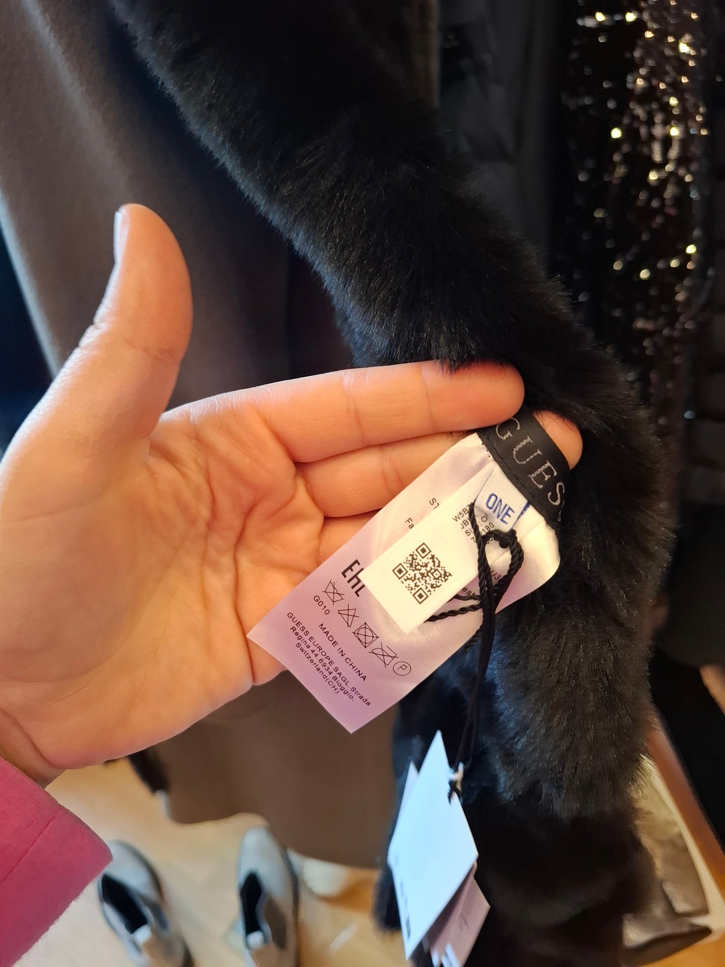 Sciarpa Guess sintentica nuovo