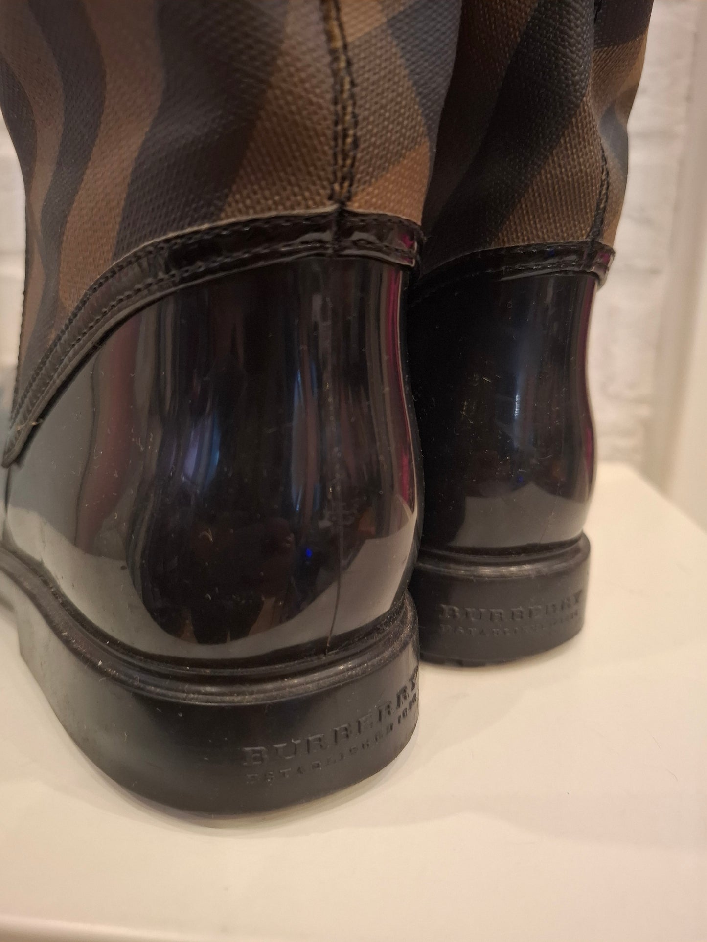 Stivali Burberry n*40 per la pioggia