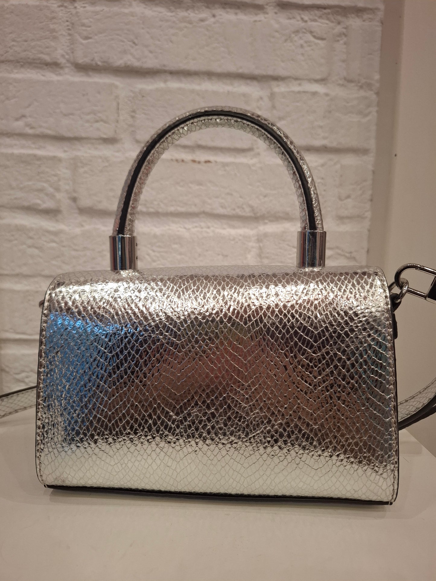 Borsa Guess argentata come nuova