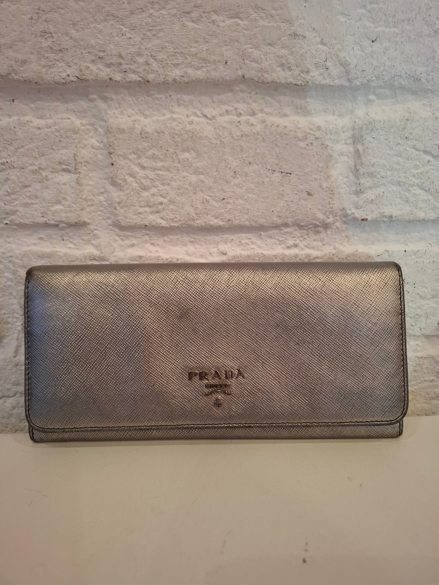 Portafoglio Prada argentato