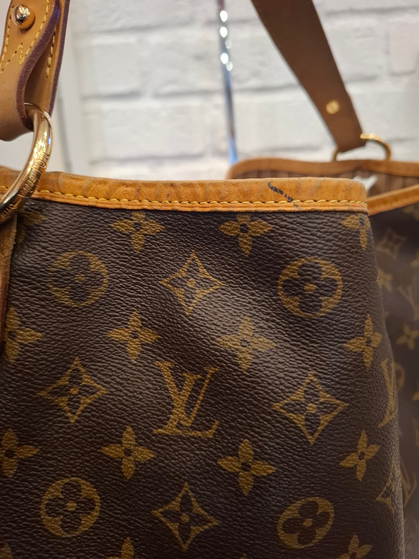 Louis Vuitton Delightful