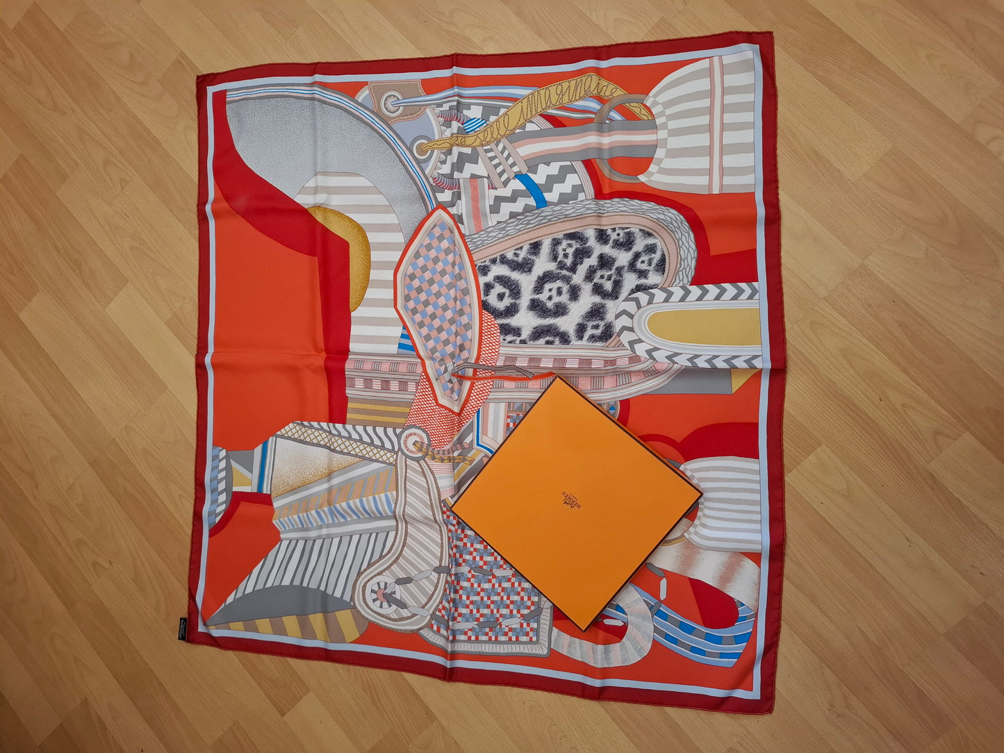 Foulard Hermes 'Jan Bjtlik'