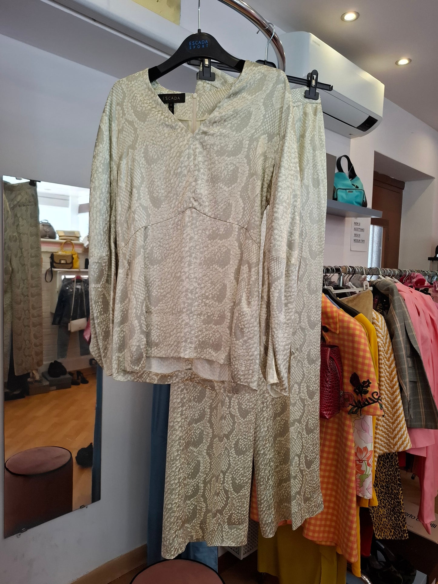 Completo Escada tg 34fr/38it