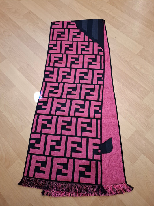 Sciarpa Fendi nuova