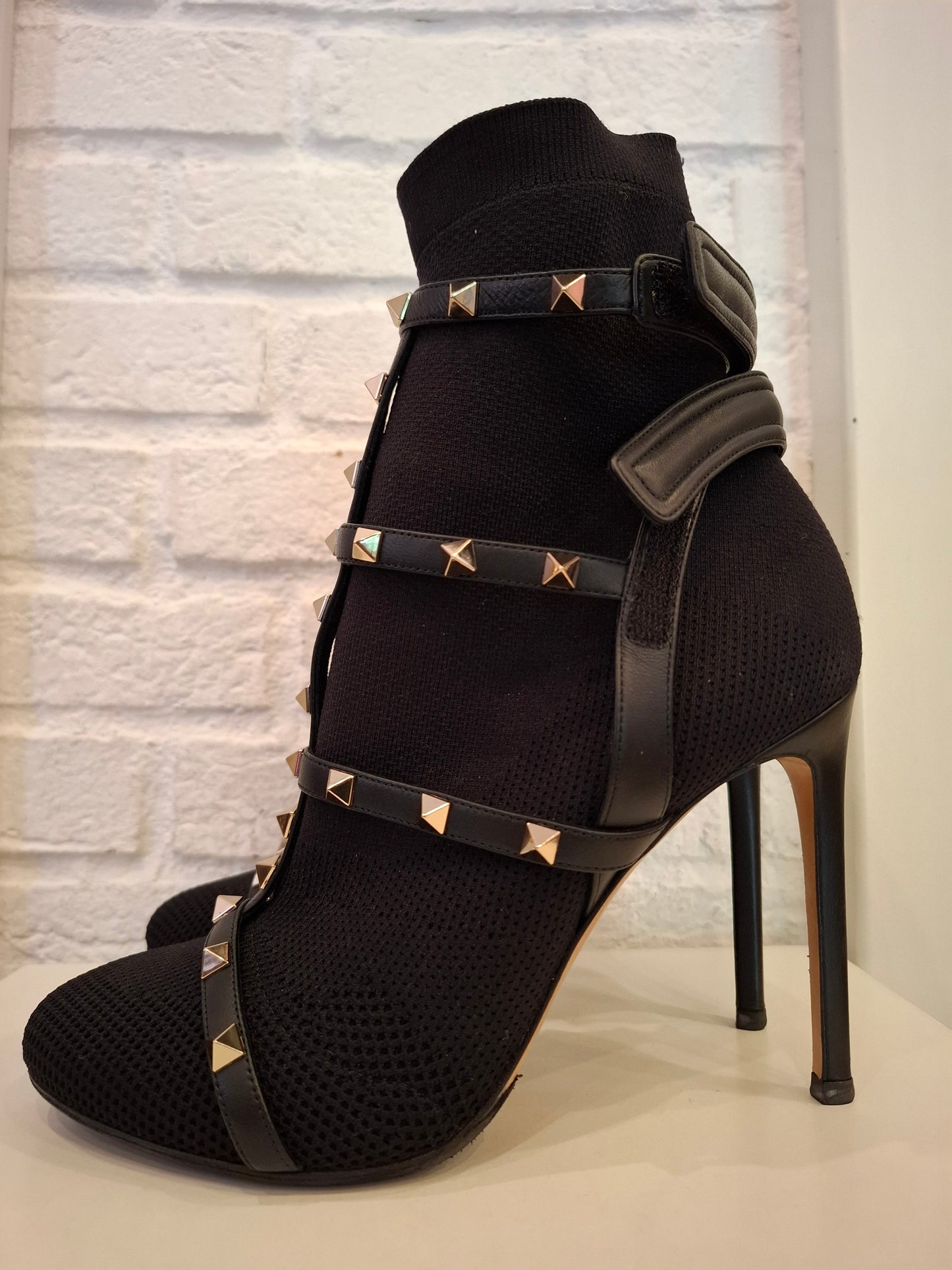 Tacchi Valentino Garavani n*40