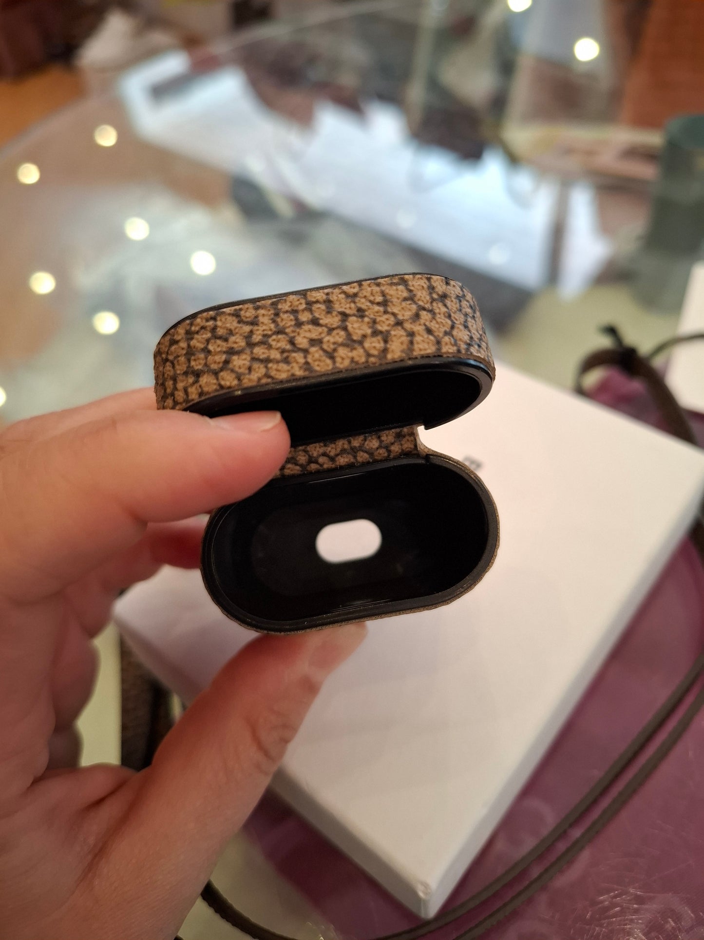 Porta AirPods Borbonese nuovo