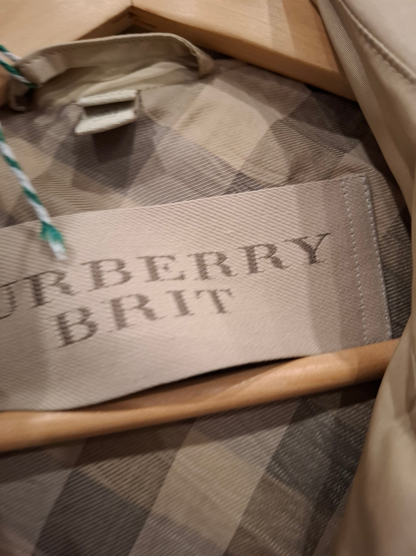 Trench Burberry tg 38 abbondante
