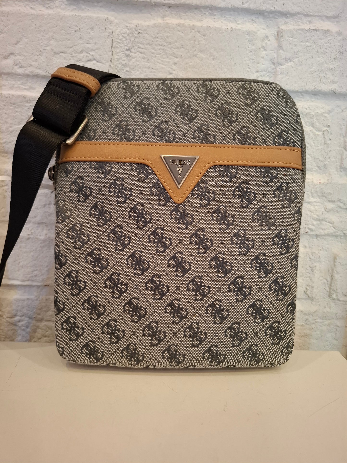 Borsellino Guess nuovo