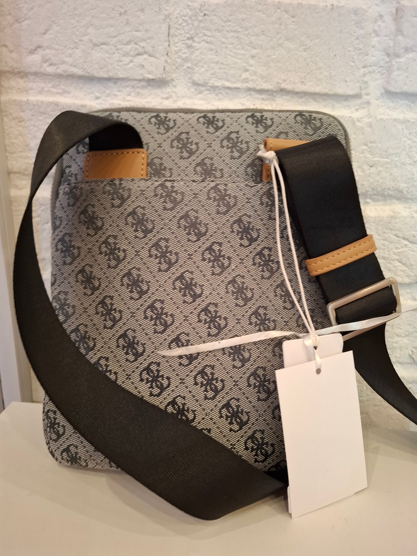 Borsellino Guess nuovo