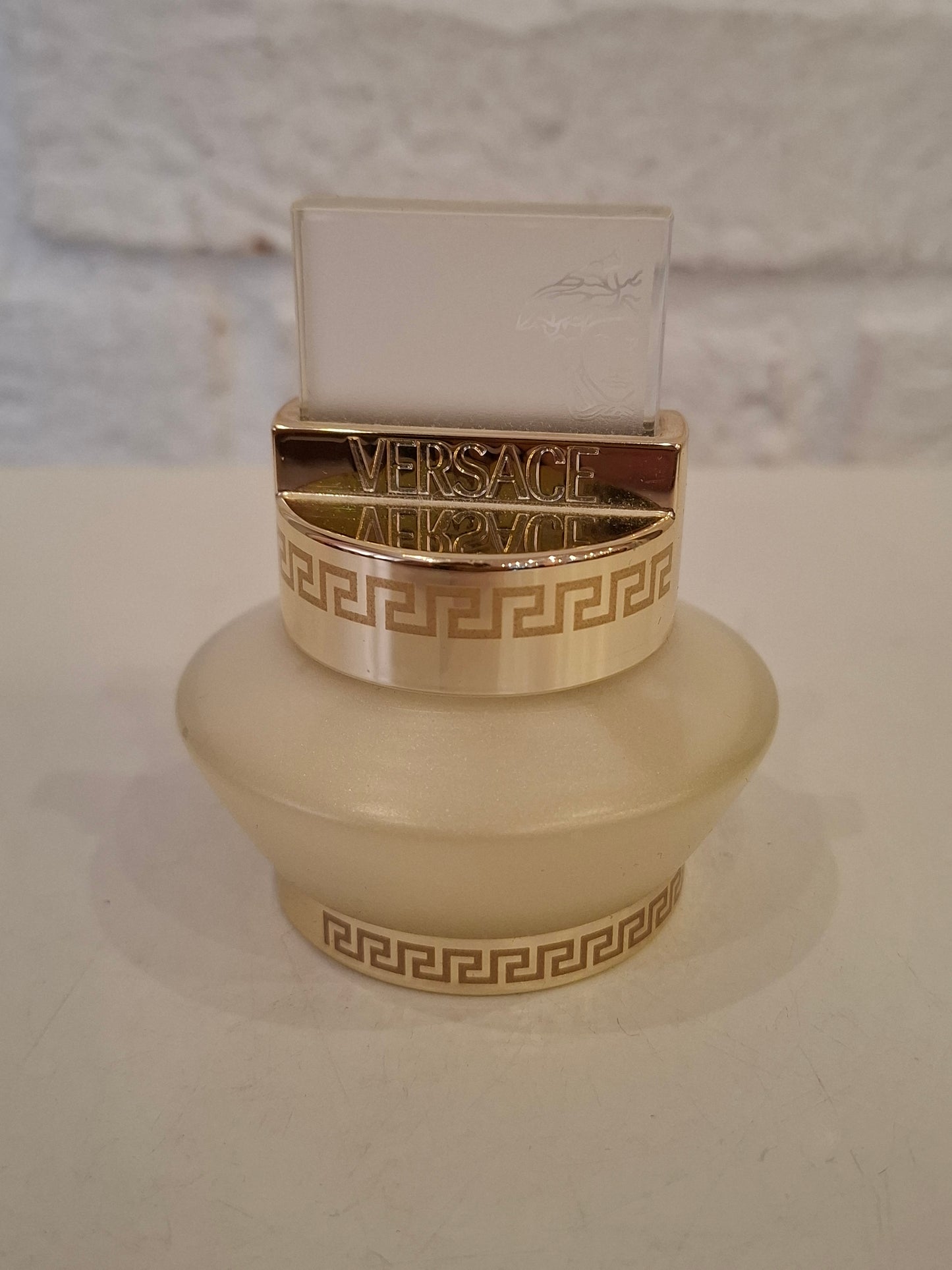 Crema Versace