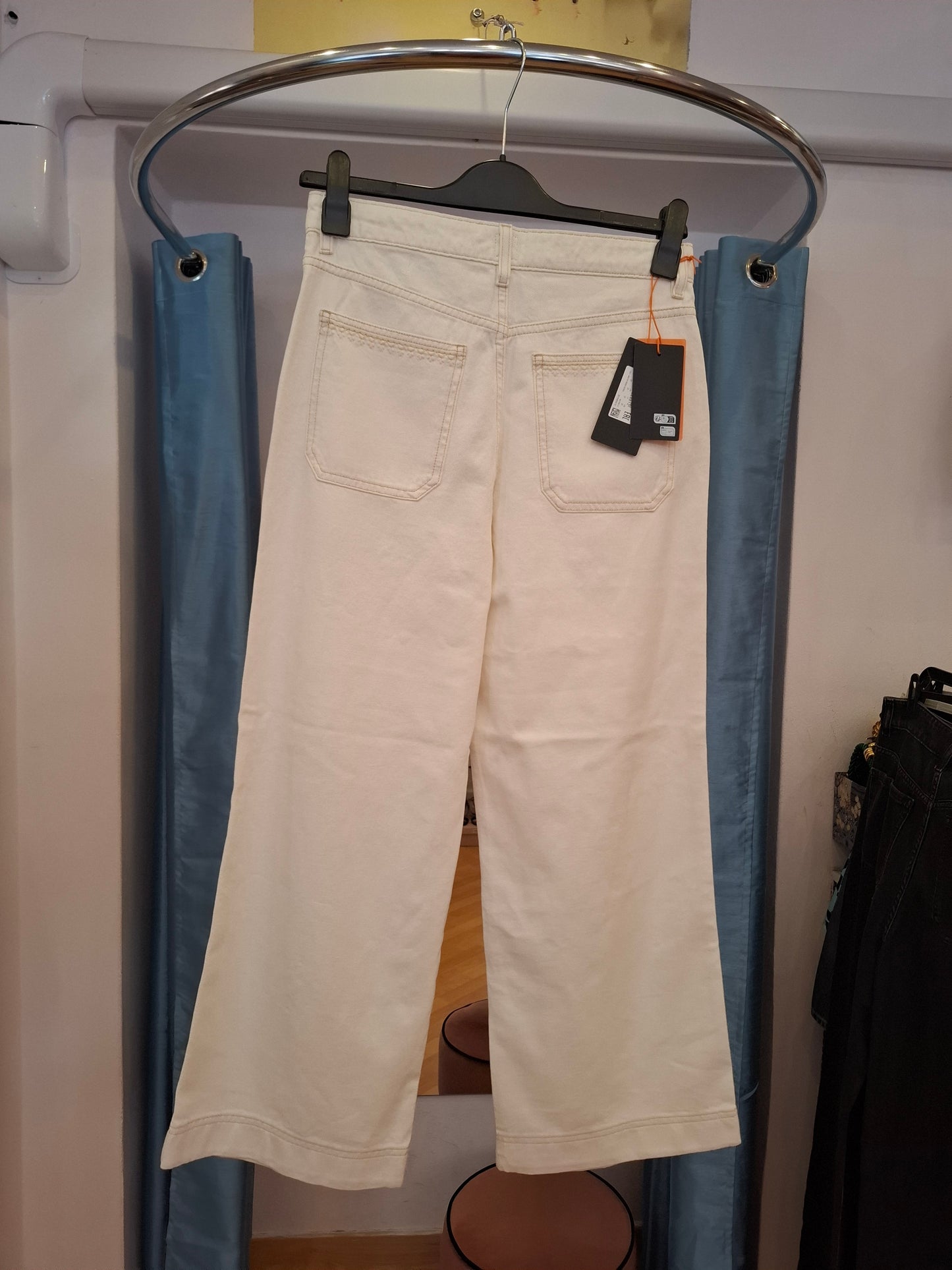 Pantalone Hugo Boss nuovo tg 27 leggero