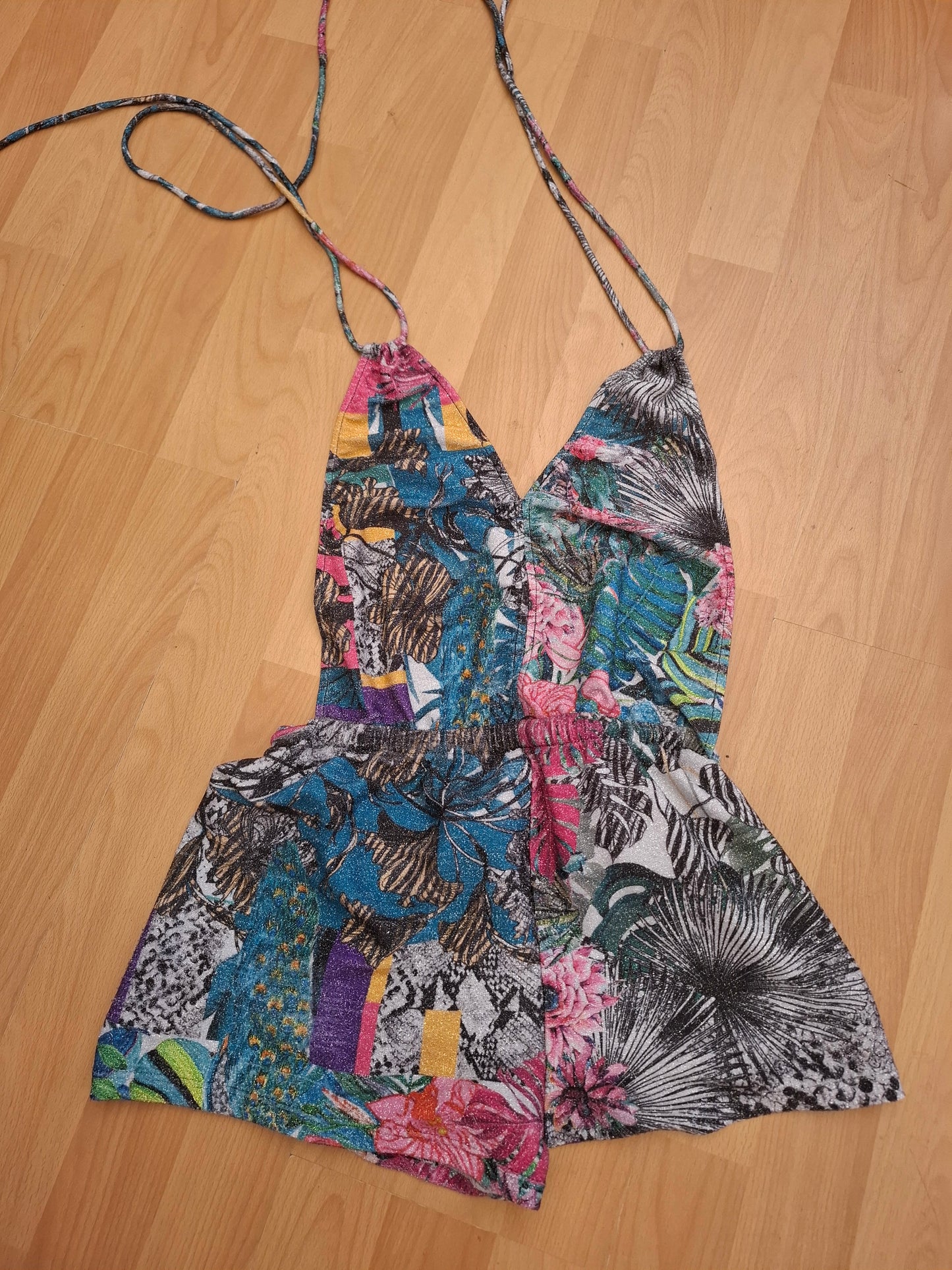 Tutina F**k tg 16 anni/xs