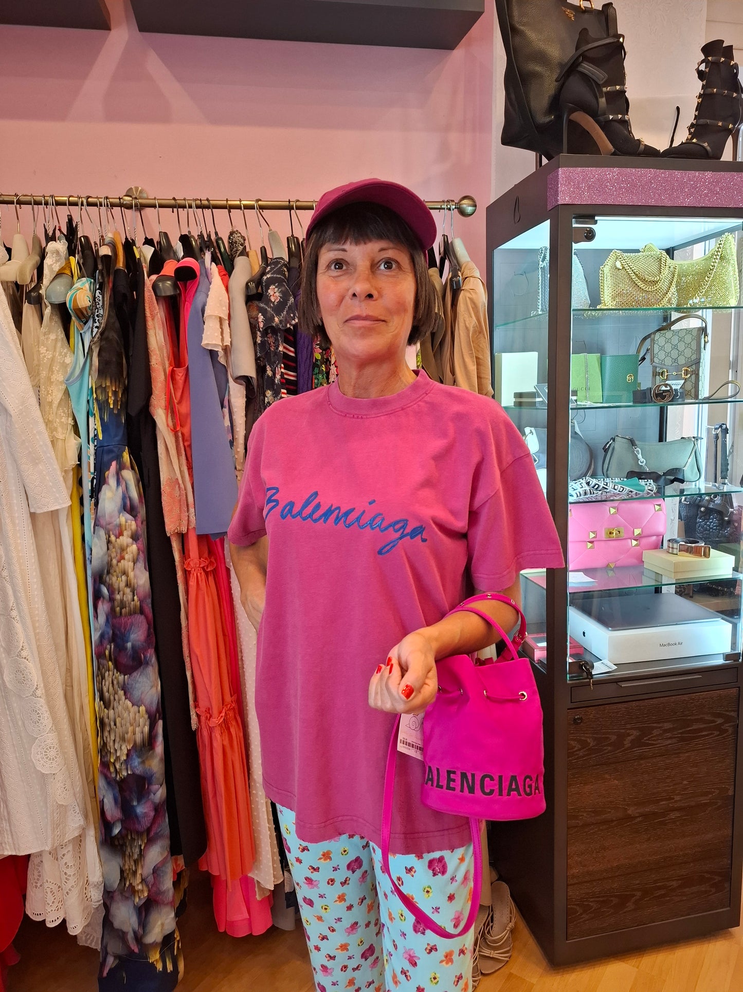 T-shirt Balenciaga tg xs nuova con cartellino unisex