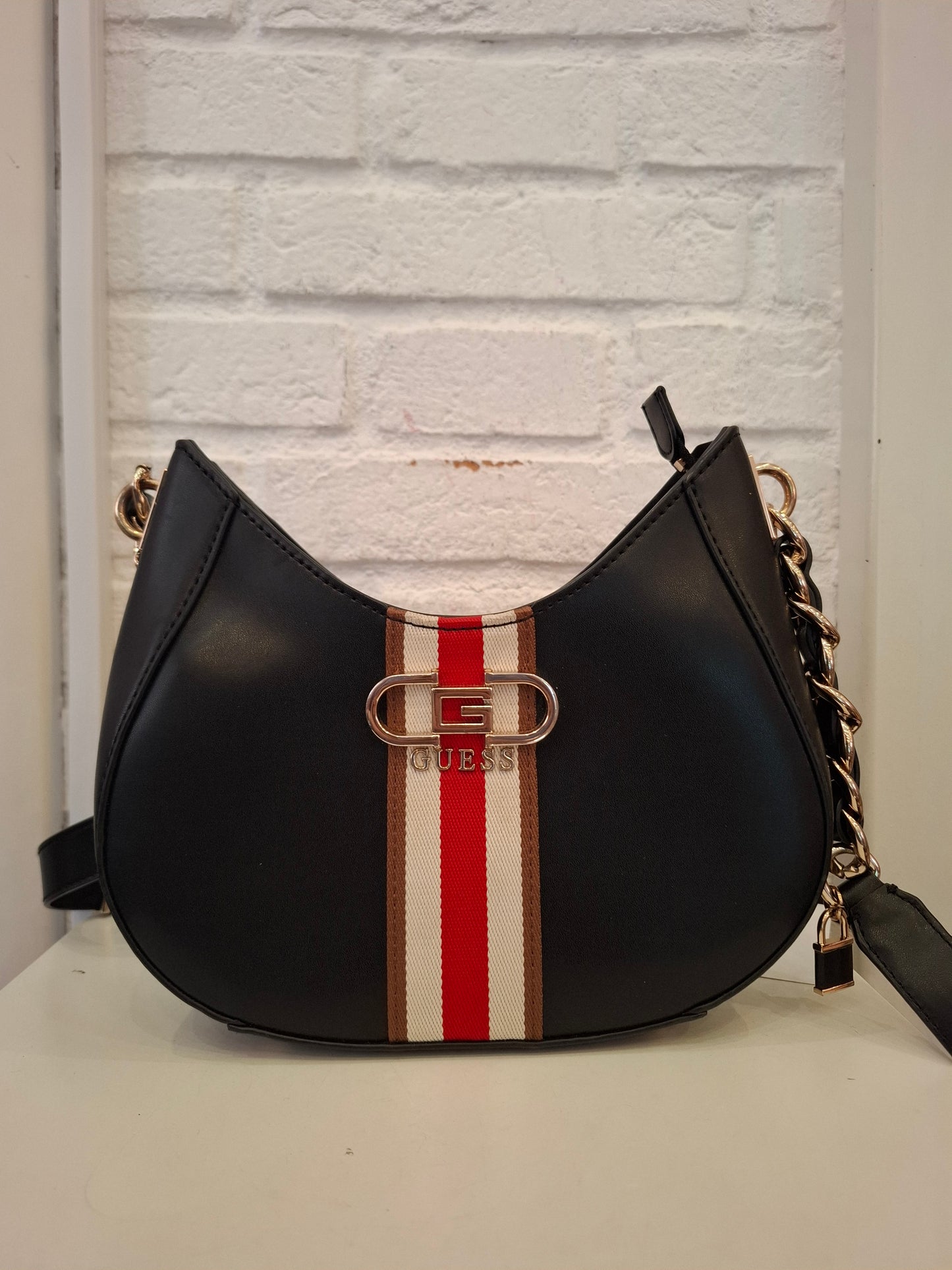 Borsa Guess nera con banda
