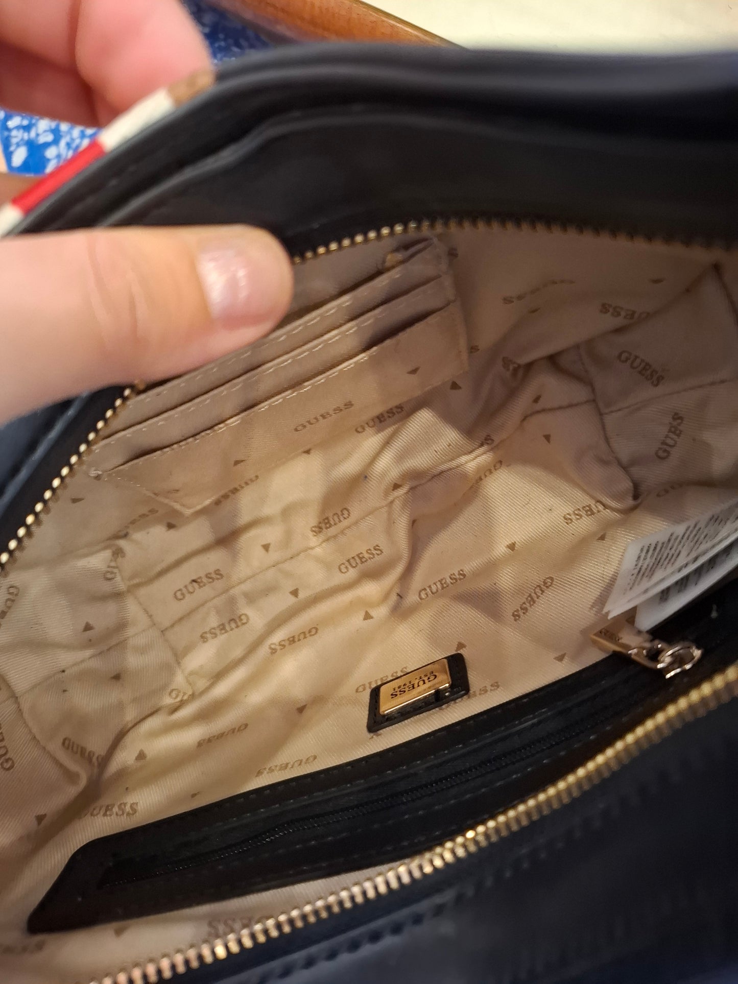 Borsa Guess nera con banda