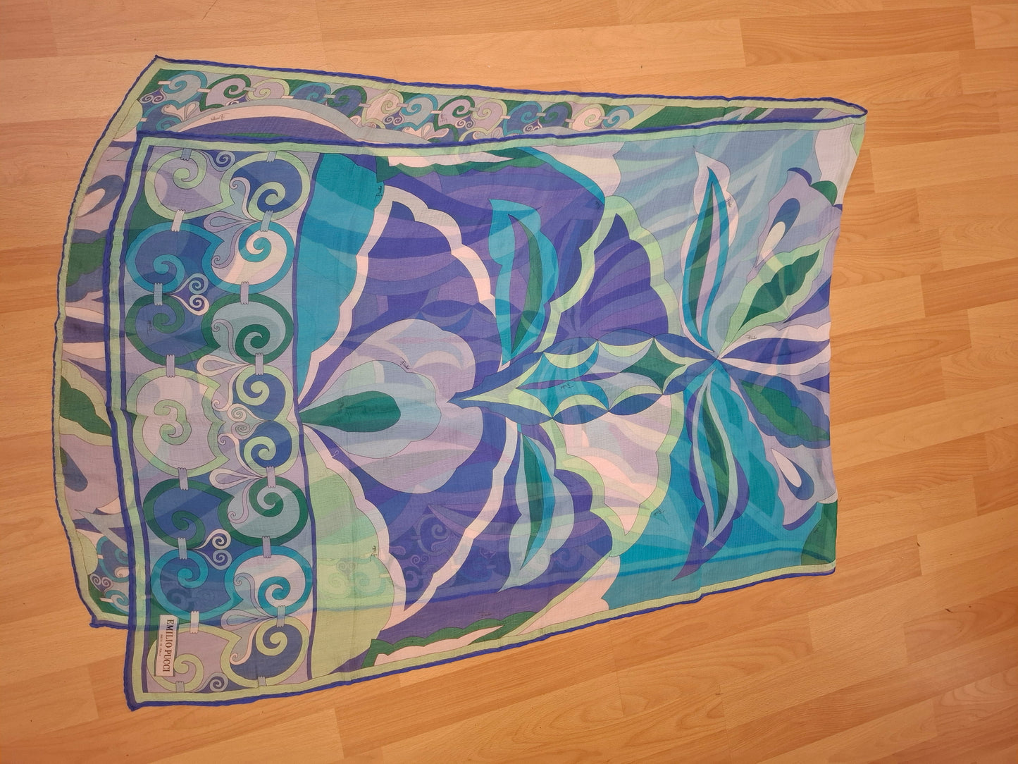 Foulard pura seta Pucci