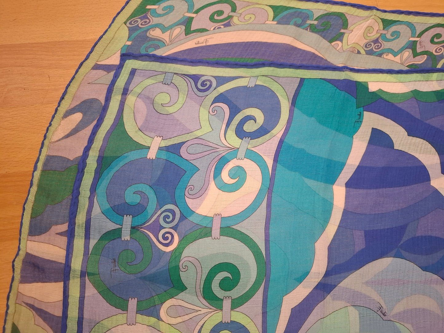 Foulard pura seta Pucci