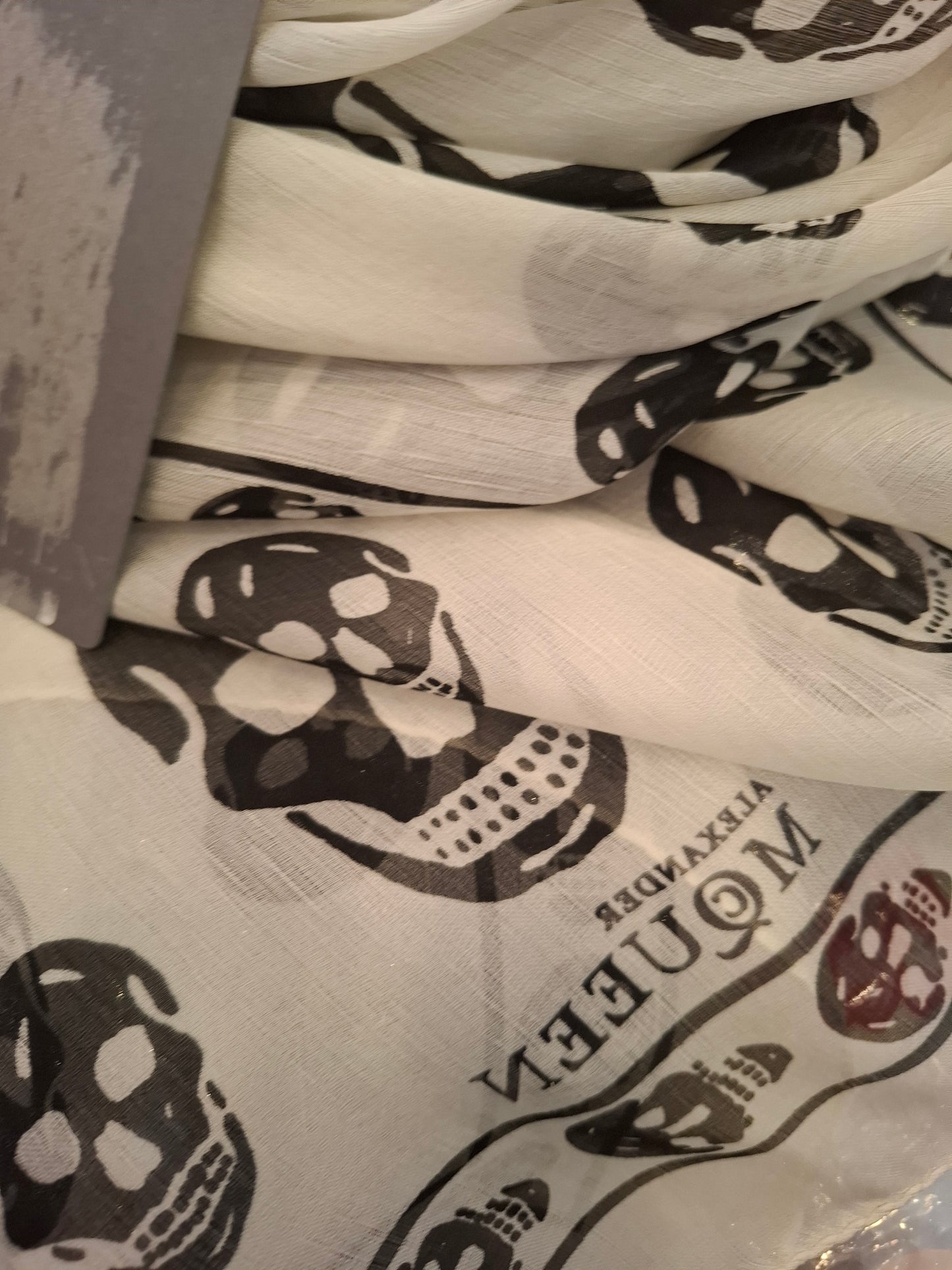 Foulard Alexander Mcqueen nuova