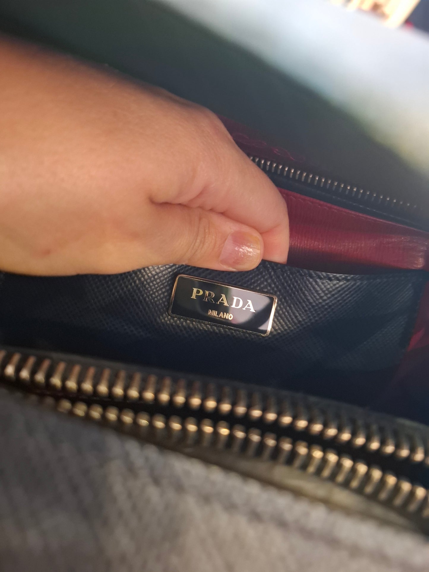 Borsa Prada blu notte