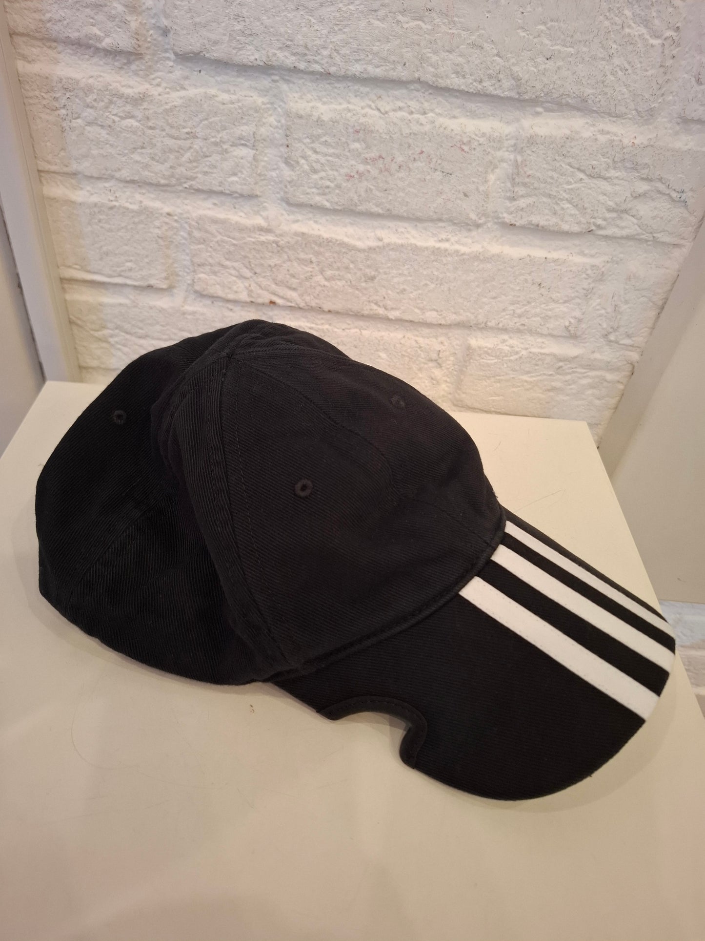 Cappello Adidas Balenciaga nuovo tg L