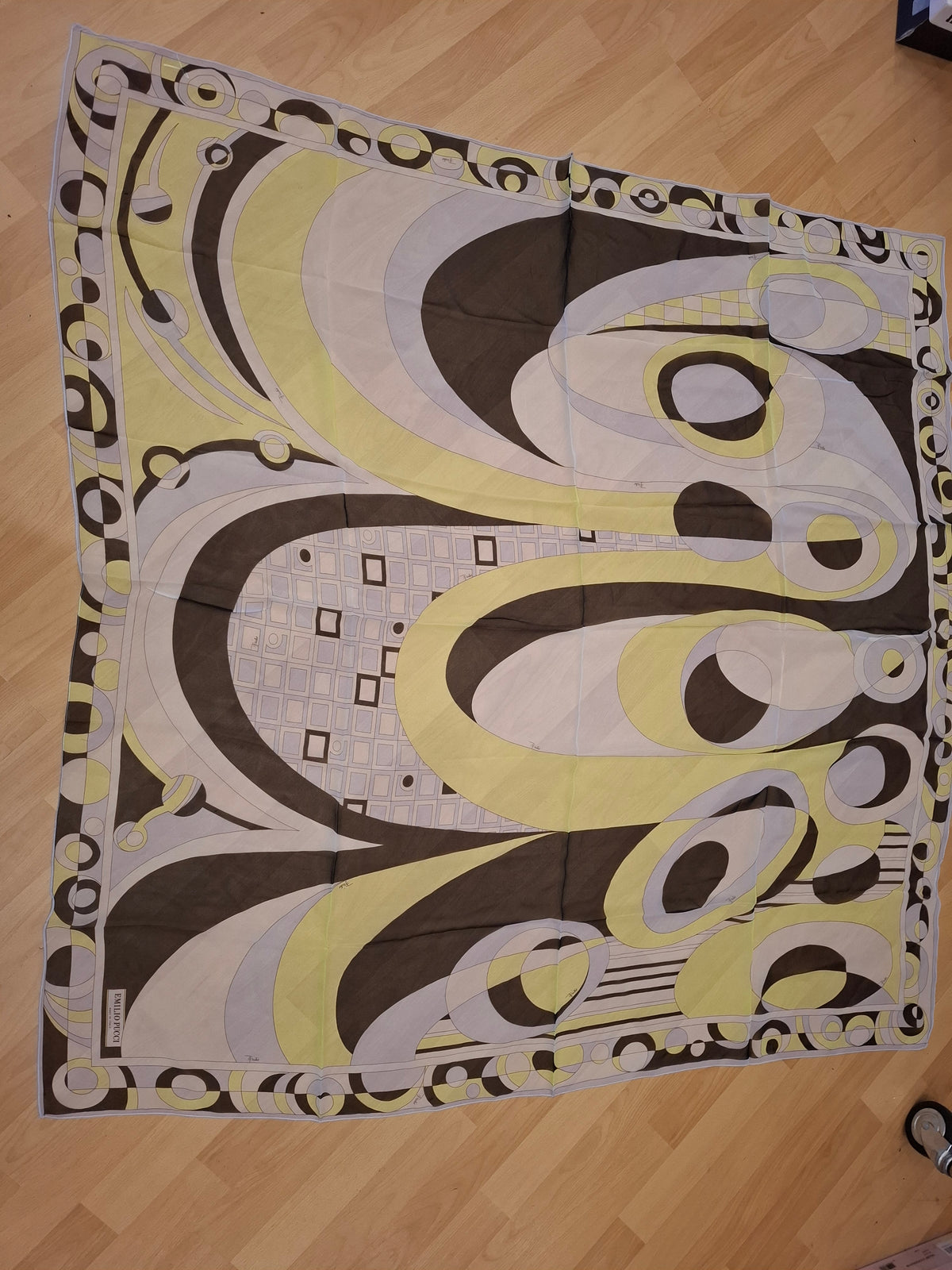 Foulard leggero Emilio Pucci